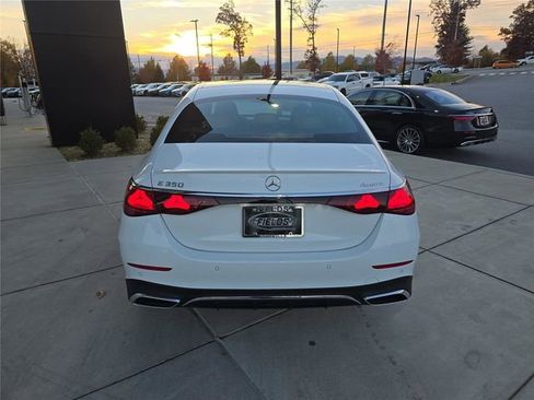 New 2026 Mercedes-Benz E 350 4MATIC Sedan image 4