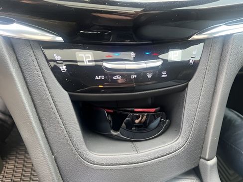 Used 2024 Cadillac XT6 Sport w/ Platinum Package AWD/4WD image 14