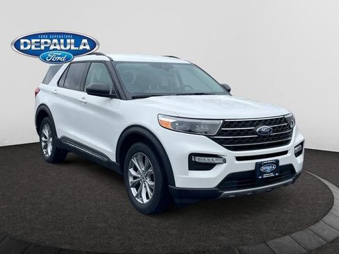 Certified 2023 Ford Explorer XLT w/ Equipment Group 202A AWD/4WD image 9