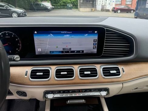 Used 2020 Mercedes-Benz GLE 350 4MATIC image 21