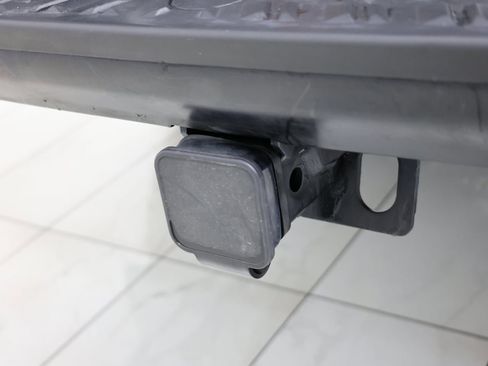 Used 2022 Nissan Titan PRO-4X w/ Pro-4x Convenience Package image 16