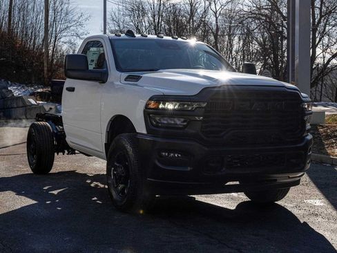 New 2026 RAM 3500 Tradesman AWD/4WD image 3