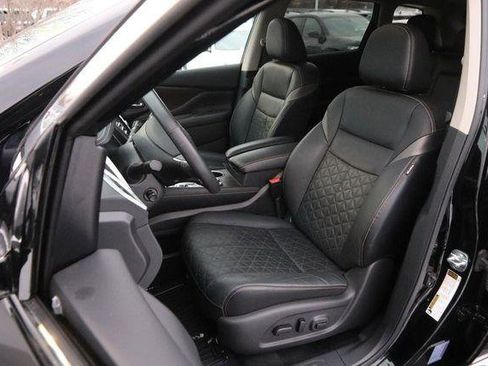 Used 2024 Nissan Murano Platinum w/ Cargo Package image 10