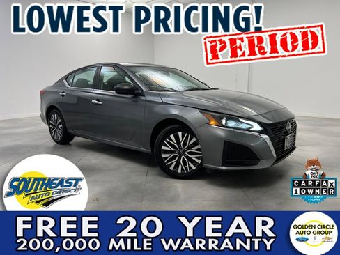 Used 2024 Nissan Altima 2.5 SV AWD/4WD image 1