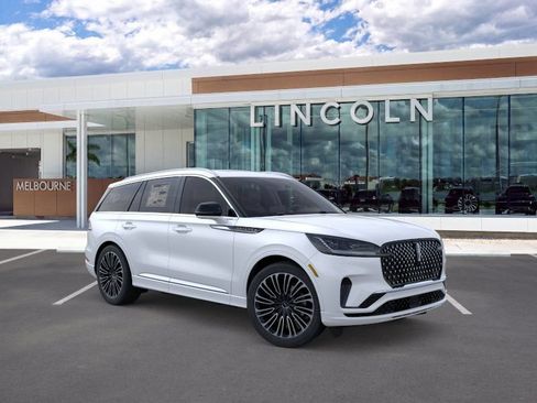 New 2026 Lincoln Aviator Black Label w/ Dynamic Handling Package AWD/4WD image 7