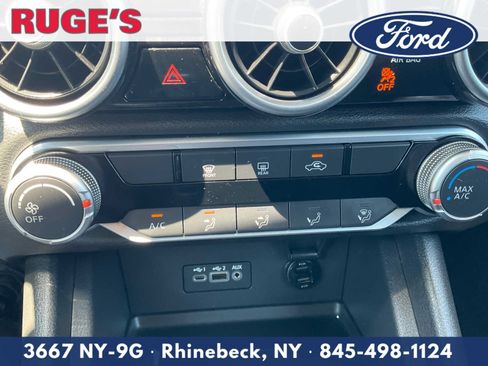 Used 2022 Nissan Sentra SV FWD image 24