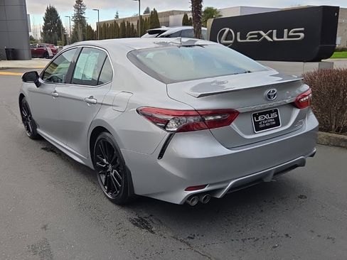 Used 2024 Toyota Camry XSE image 3