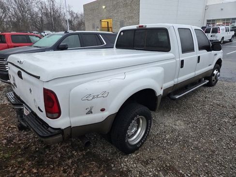 Used 2005 Ford F350 Lariat image 5