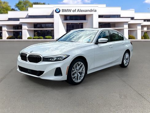 Used 2026 BMW 330i xDrive Sedan AWD/4WD image 3