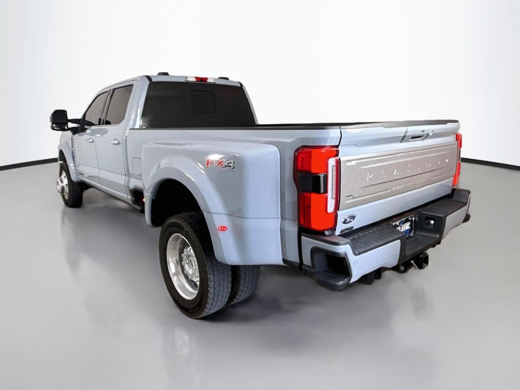 Used 2025 Ford F450 Platinum w/ Platinum Plus Package AWD/4WD image 5