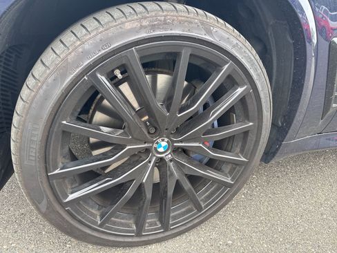 Used 2024 BMW X5 M60i AWD/4WD image 14