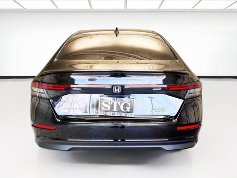 Used 2024 Honda Accord Sport image 5