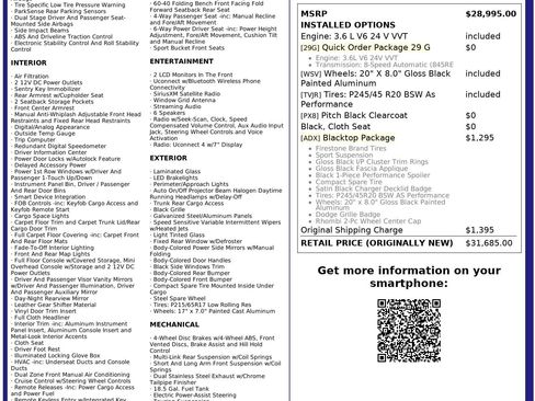 Used 2018 Dodge Charger SXT w/ Blacktop Package image 3