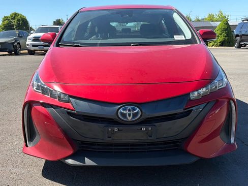Used 2021 Toyota Prius Prime LE w/ Carpet Mat Package (TMS) FWD image 5