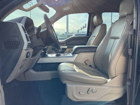 Certified 2018 Ford F150 Lariat w/ Equipment Group 501A Mid image 31