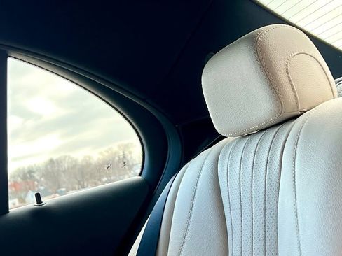 Certified 2022 Mercedes-Benz E 350 4MATIC Sedan image 12