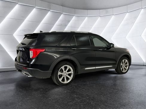 Used 2020 Ford Explorer Platinum w/ Premium Technology Package AWD/4WD image 4
