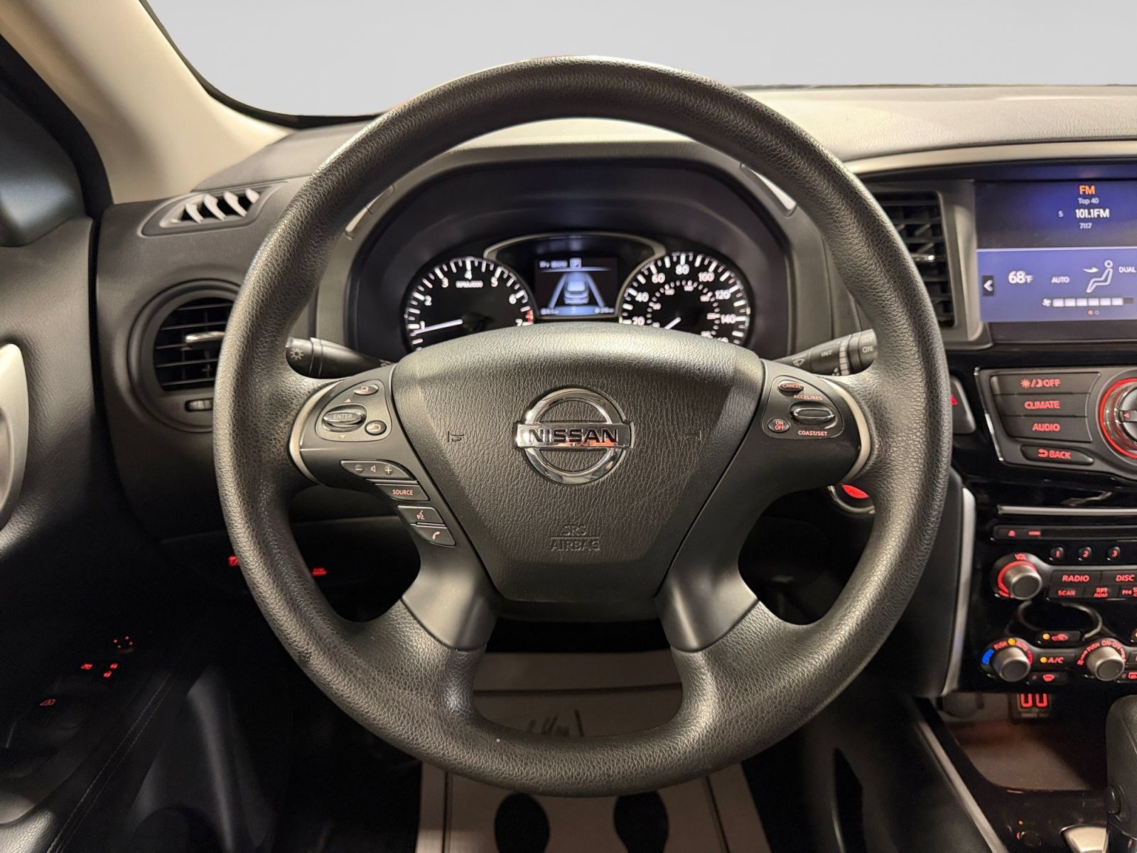Used 2018 Nissan Pathfinder S AWD/4WD image 17