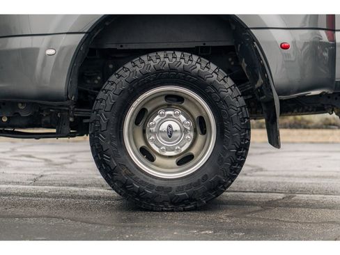 Used 2023 Ford F350 XLT w/ FX4 Off-Road Package image 5