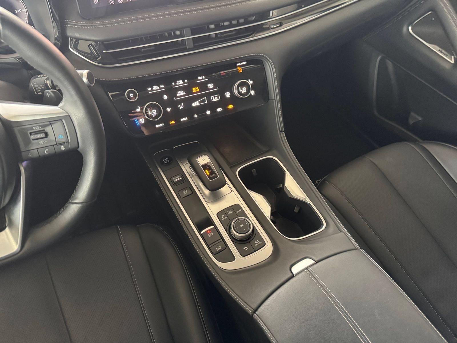 Used 2026 INFINITI QX60 Luxe FWD image 45