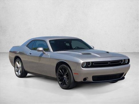 Used 2018 Dodge Challenger SXT w/ Super Sport Group (SS/T) RWD image 3