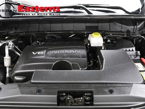 Used 2022 Nissan Pathfinder SV AWD/4WD image 7