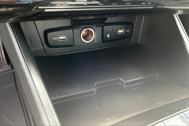 Used 2023 Hyundai Tucson Limited AWD/4WD image 16