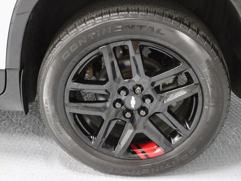 Used 2021 Chevrolet Traverse Premier w/ Redline Edition AWD/4WD image 19