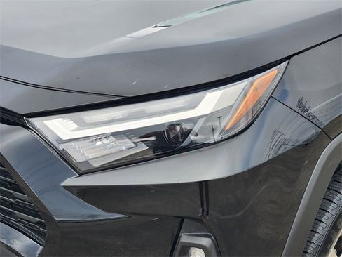 Used 2023 Toyota RAV4 XLE Premium image 9