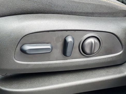 Used 2024 Chevrolet Equinox LT image 6