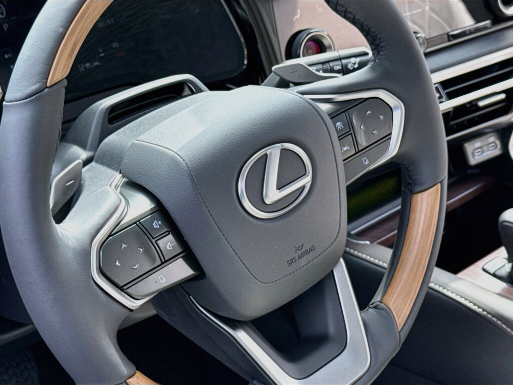 New 2026 Lexus RX 350 AWD w/ Convenience Package image 5