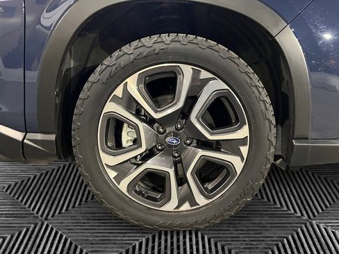 Used 2023 Subaru Ascent Limited image 12