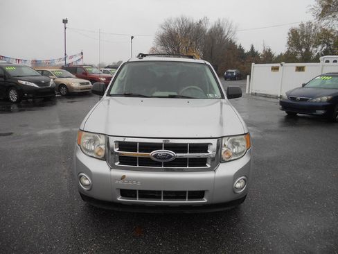 Used 2009 Ford Escape XLT image 3