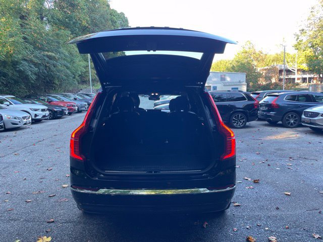 Certified 2025 Volvo XC90 B6 Plus w/ Protection Package AWD/4WD image 18