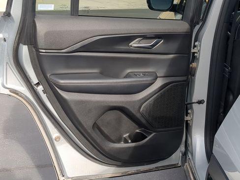 Used 2024 Jeep Grand Cherokee Altitude image 30