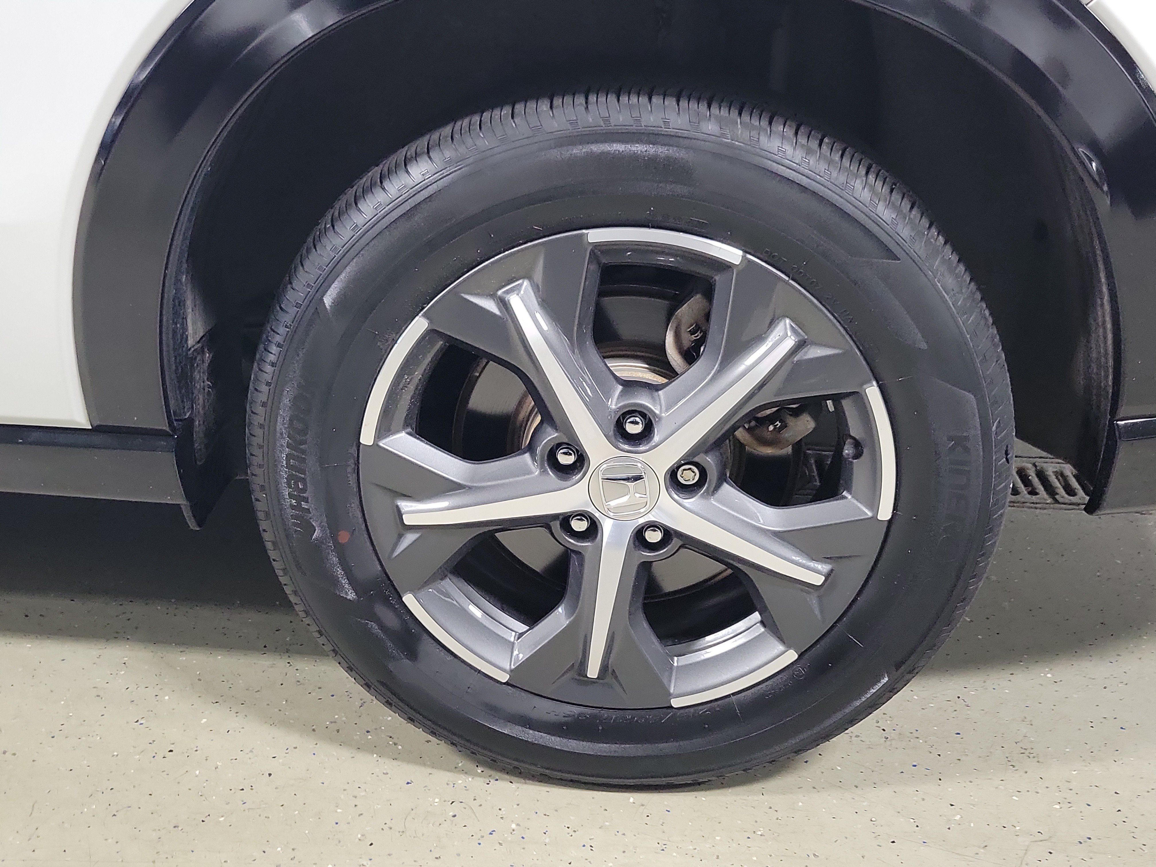 Certified 2024 Honda HR-V EX-L image 6