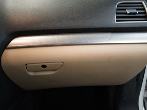 Used 2017 Ford Explorer Base 4D Sport Utility image 35