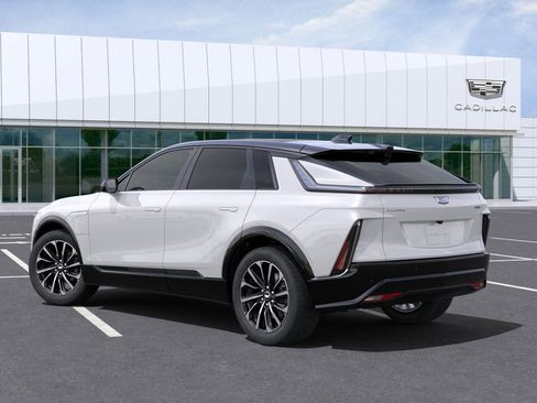 New 2025 Cadillac Lyriq Sport image 3