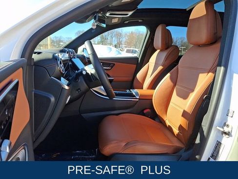 Used 2023 Mercedes-Benz GLC 300 4MATIC image 15