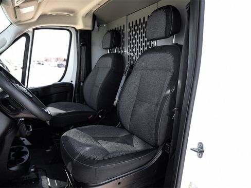 Used 2023 RAM ProMaster 2500 image 30