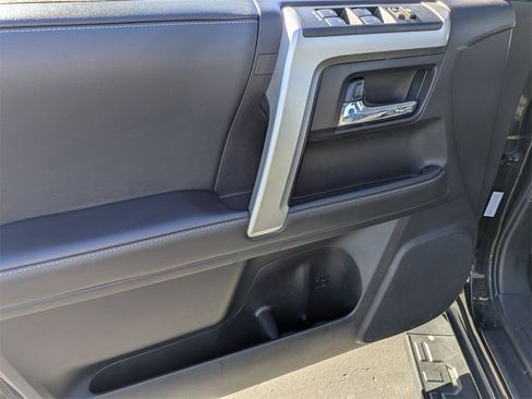 Used 2024 Toyota 4Runner SR5 Premium image 15