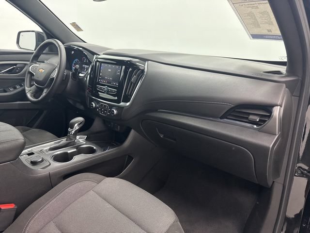 Used 2023 Chevrolet Traverse LT FWD image 28