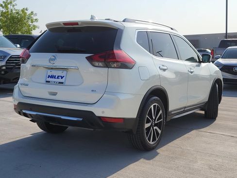Used 2019 Nissan Rogue SL w/ Premium Package FWD image 5