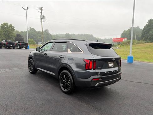 Used 2021 Kia Sorento S AWD/4WD image 7