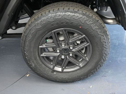 New 2026 Jeep Gladiator Sport image 14