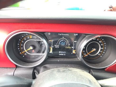 Used 2023 Jeep Gladiator Rubicon w/ Cold Weather Group image 2