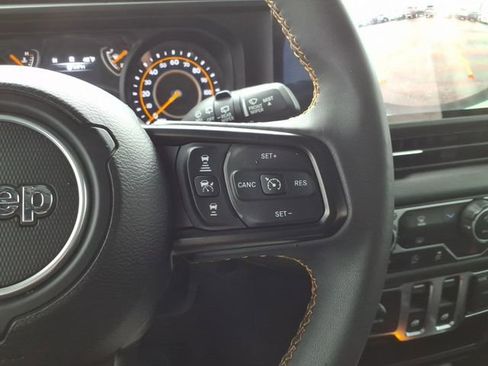 Used 2024 Jeep Wrangler Sport S image 23