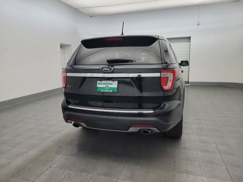 Used 2018 Ford Explorer XLT w/ Equipment Group 201A FWD image 7