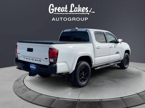Used 2020 Toyota Tacoma SR5 AWD/4WD image 5