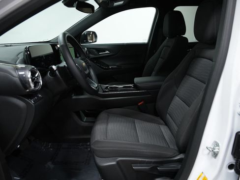 Used 2025 Chevrolet Equinox LT FWD image 25